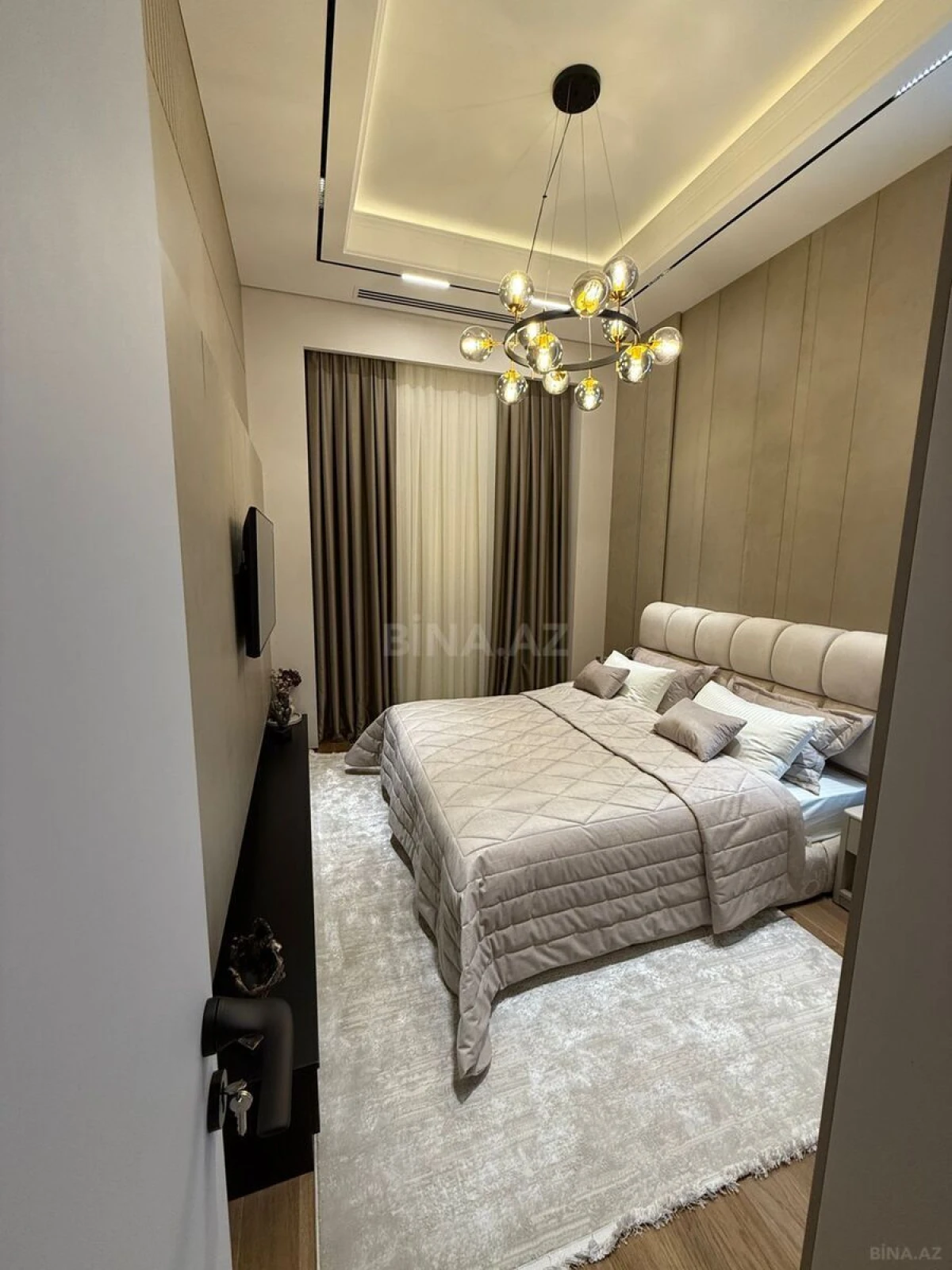 Kirayə verilir 3 otaqlı mənzil 157 m²