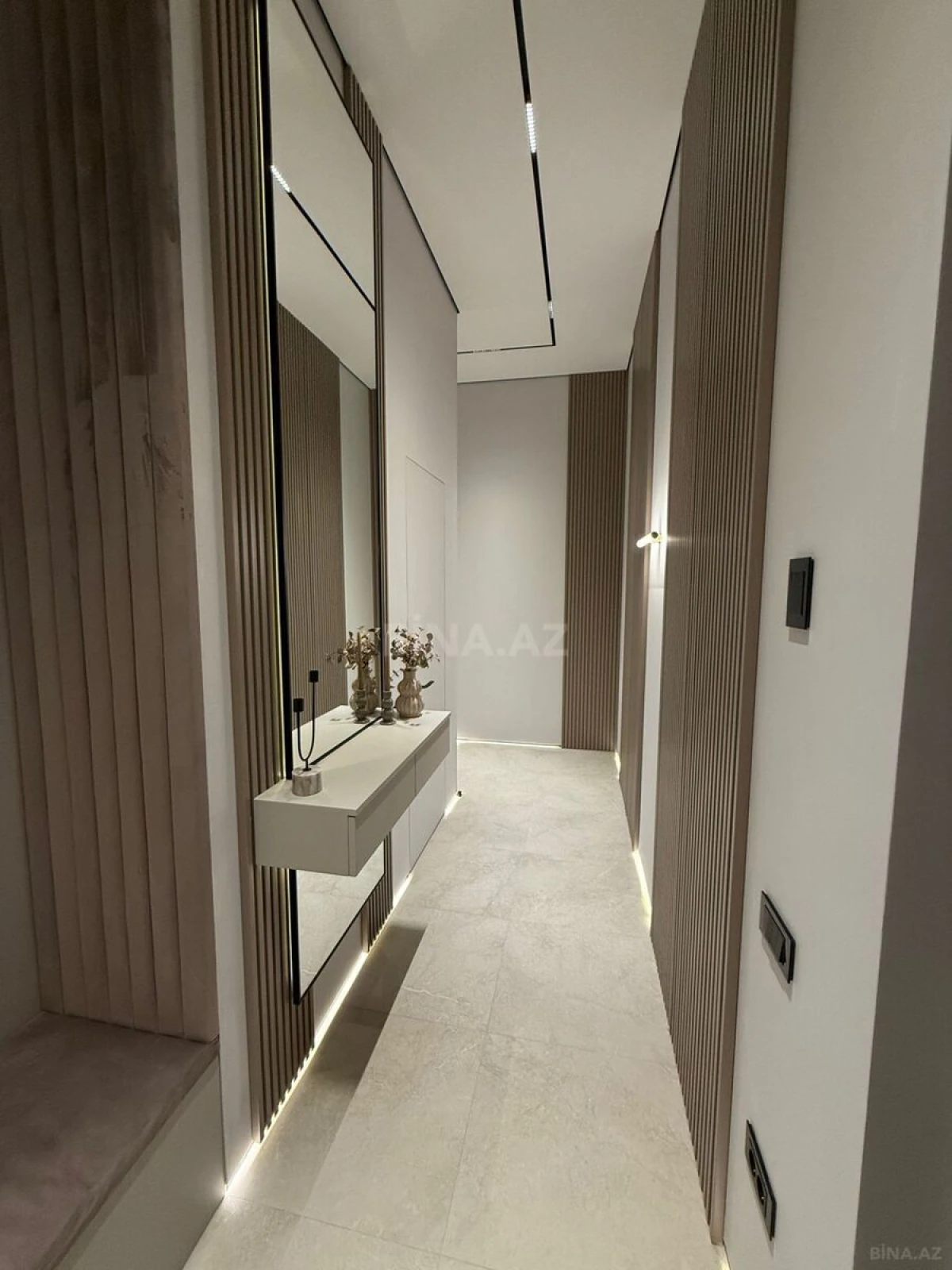 Kirayə verilir 3 otaqlı mənzil 157 m²