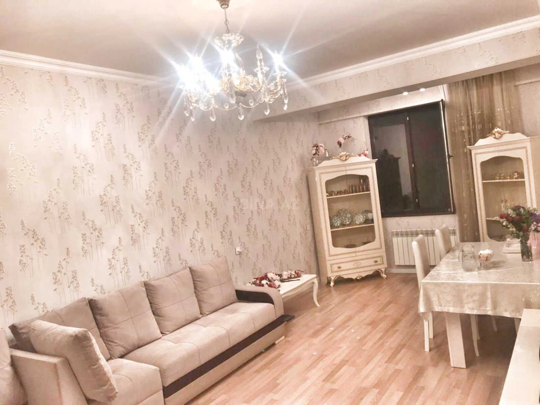 Kirayə verilir 3 otaqlı mənzil 96 m²