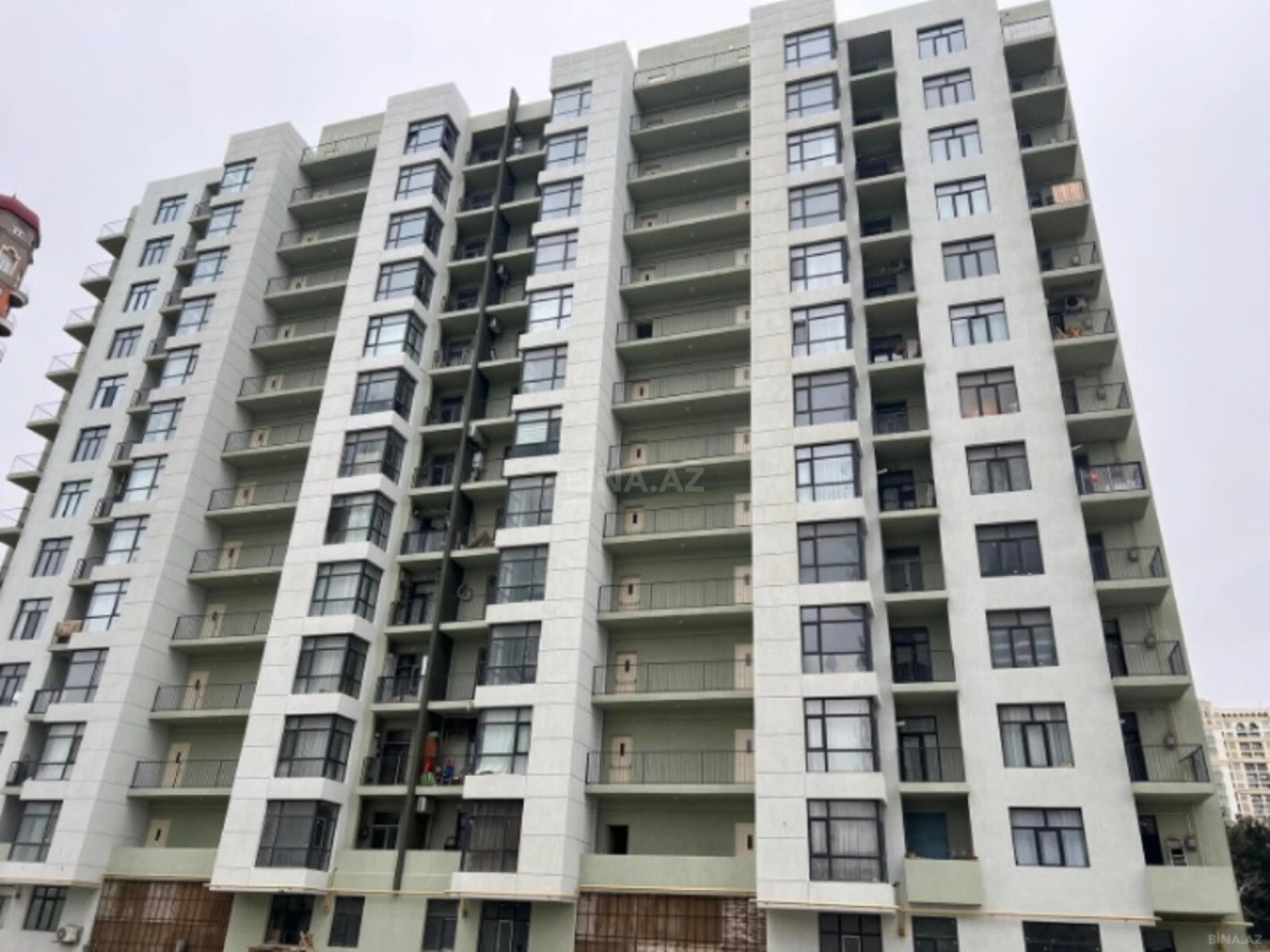 Satılır 2 otaqlı mənzil 69 m²