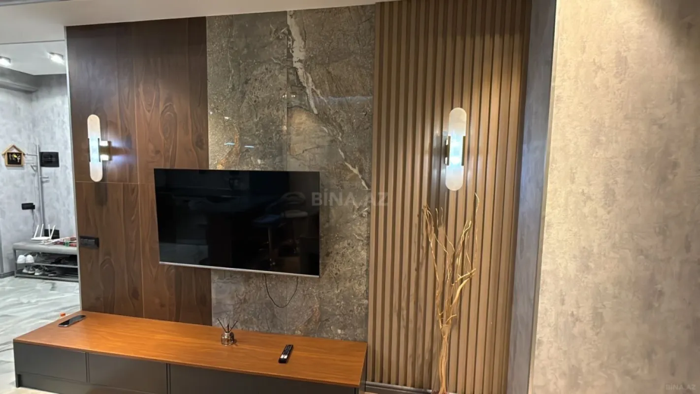 Kirayə verilir 2 otaqlı mənzil 65 m²