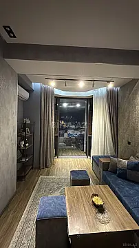 Kirayə verilir 2 otaqlı mənzil 65 m²