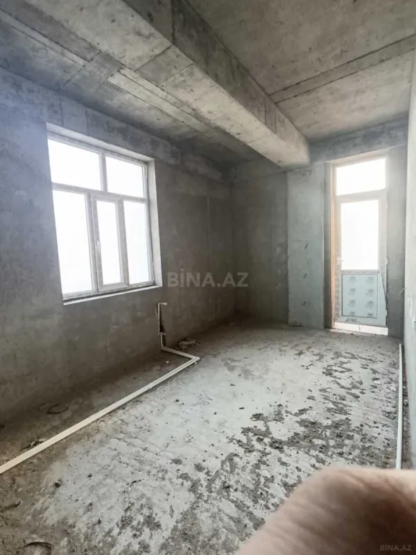 Satılır 3 otaqlı mənzil 105 m²