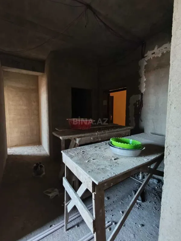 Satılır 3 otaqlı mənzil 105 m²