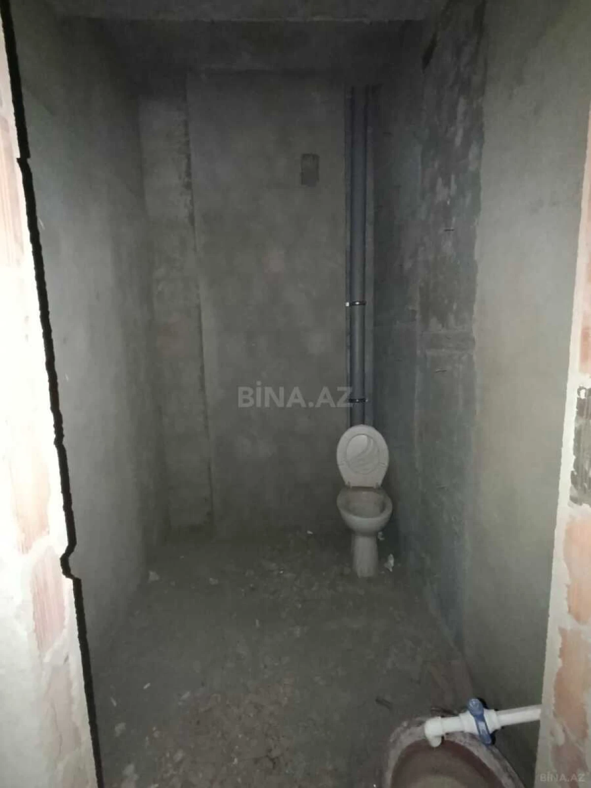 Satılır 3 otaqlı mənzil 105 m²