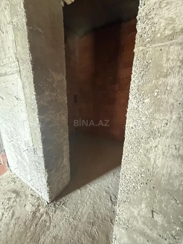 Satılır 1 otaqlı mənzil 71 m²