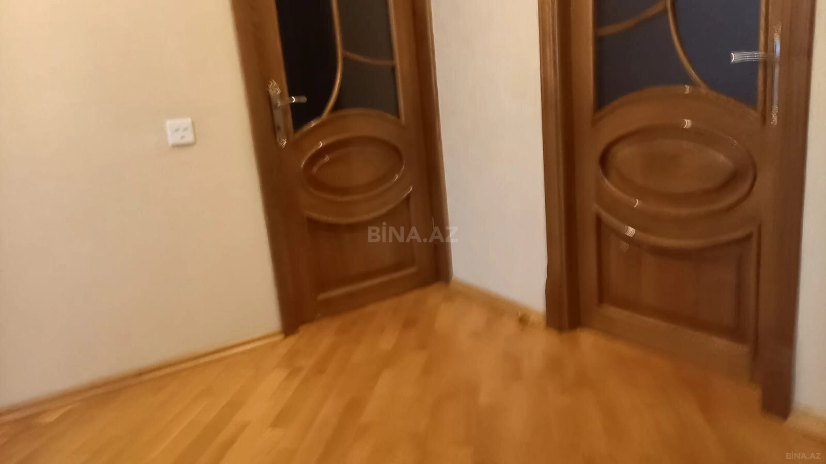 Satılır 2 otaqlı mənzil 45 m²