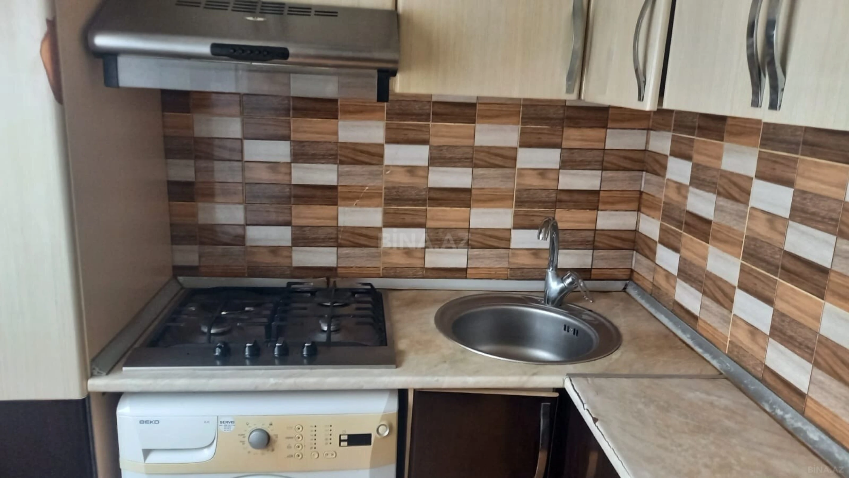 Satılır 2 otaqlı mənzil 45 m²