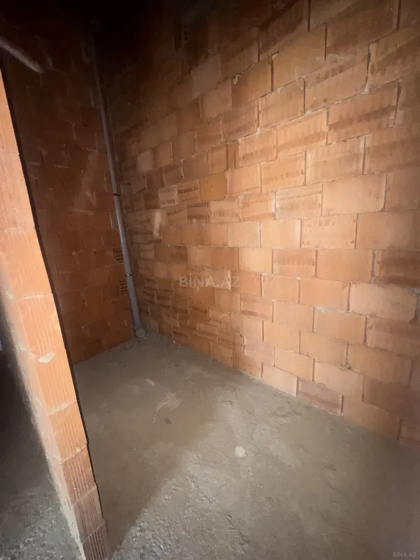 Satılır 2 otaqlı mənzil 105.3 m²