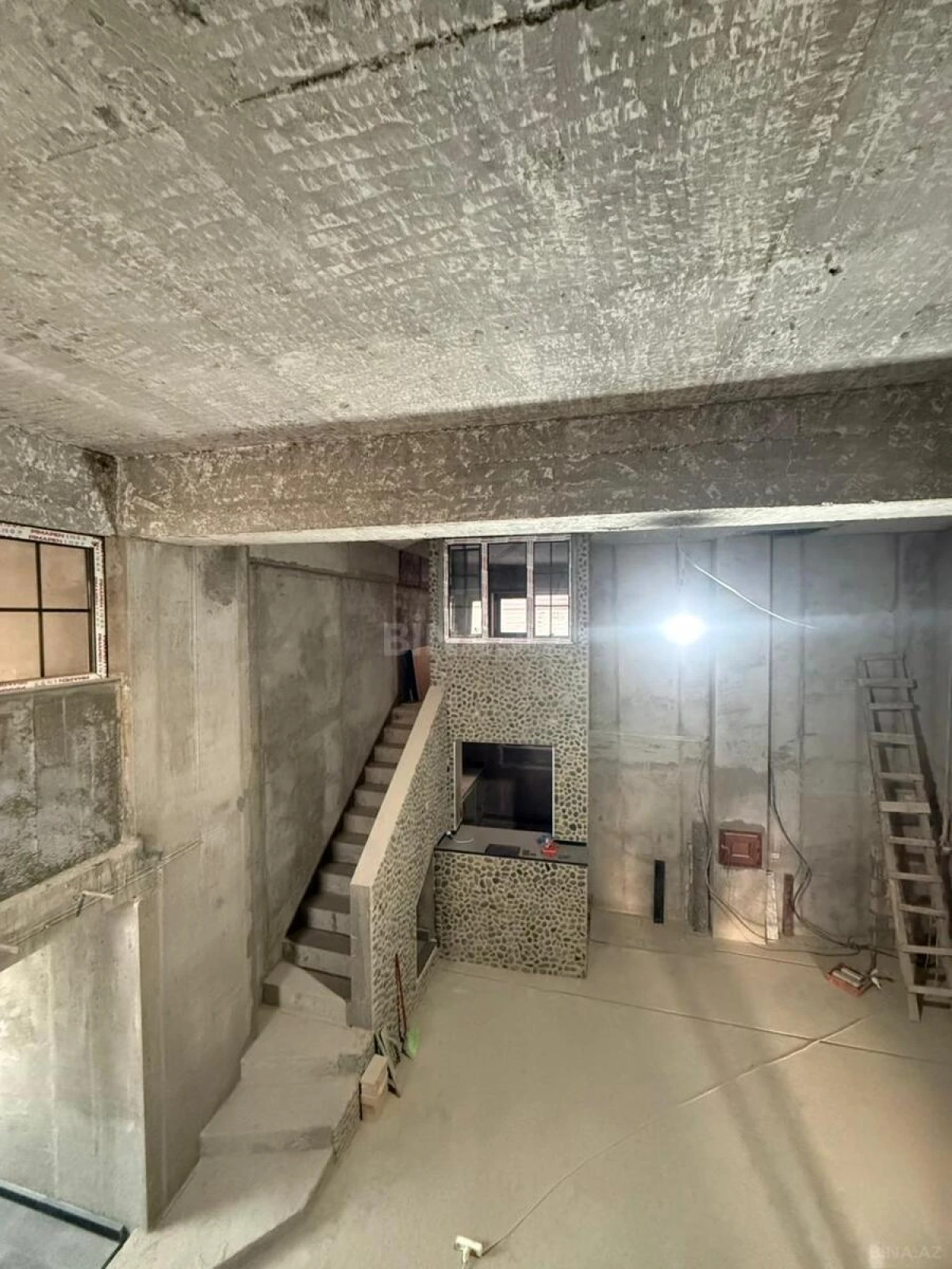 Satılır obyekt 108 m²