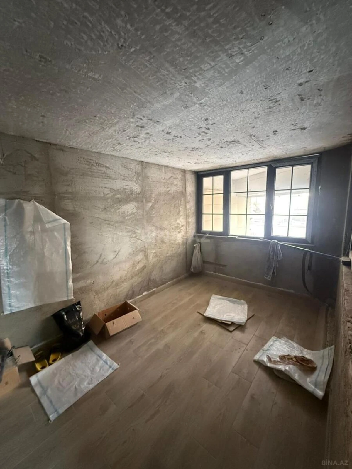 Satılır obyekt 108 m²