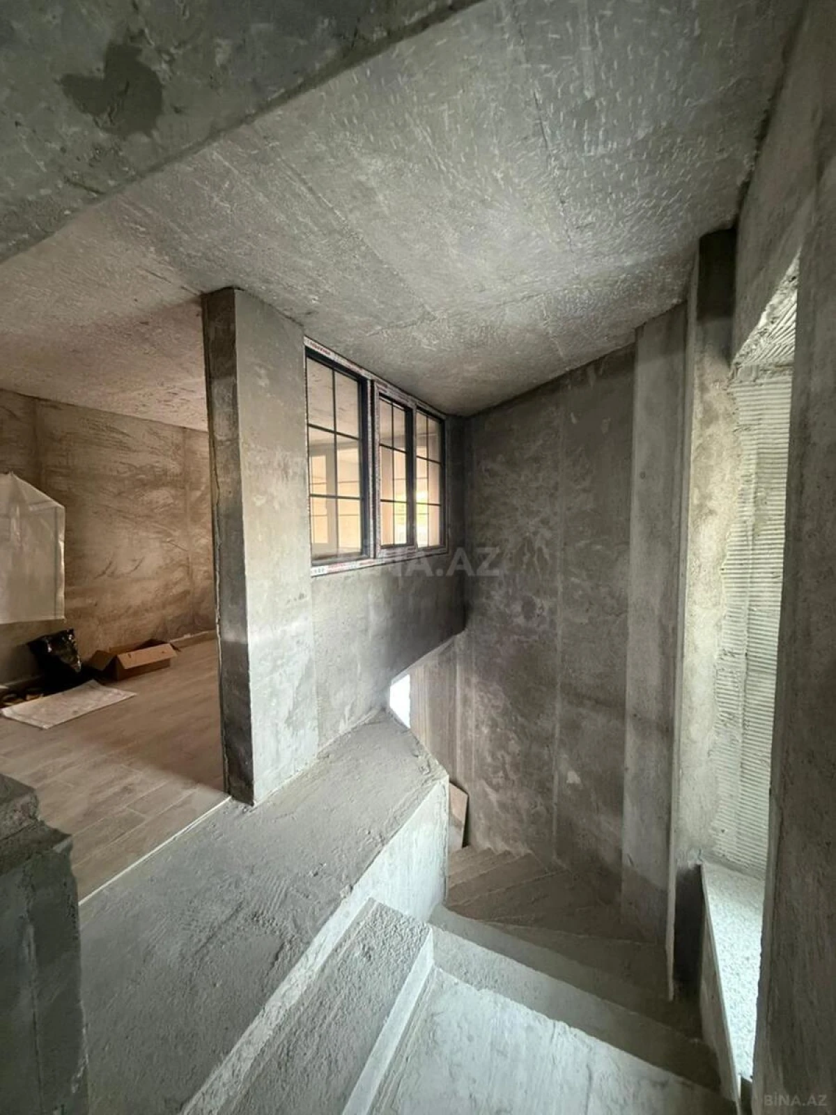 Satılır obyekt 108 m²