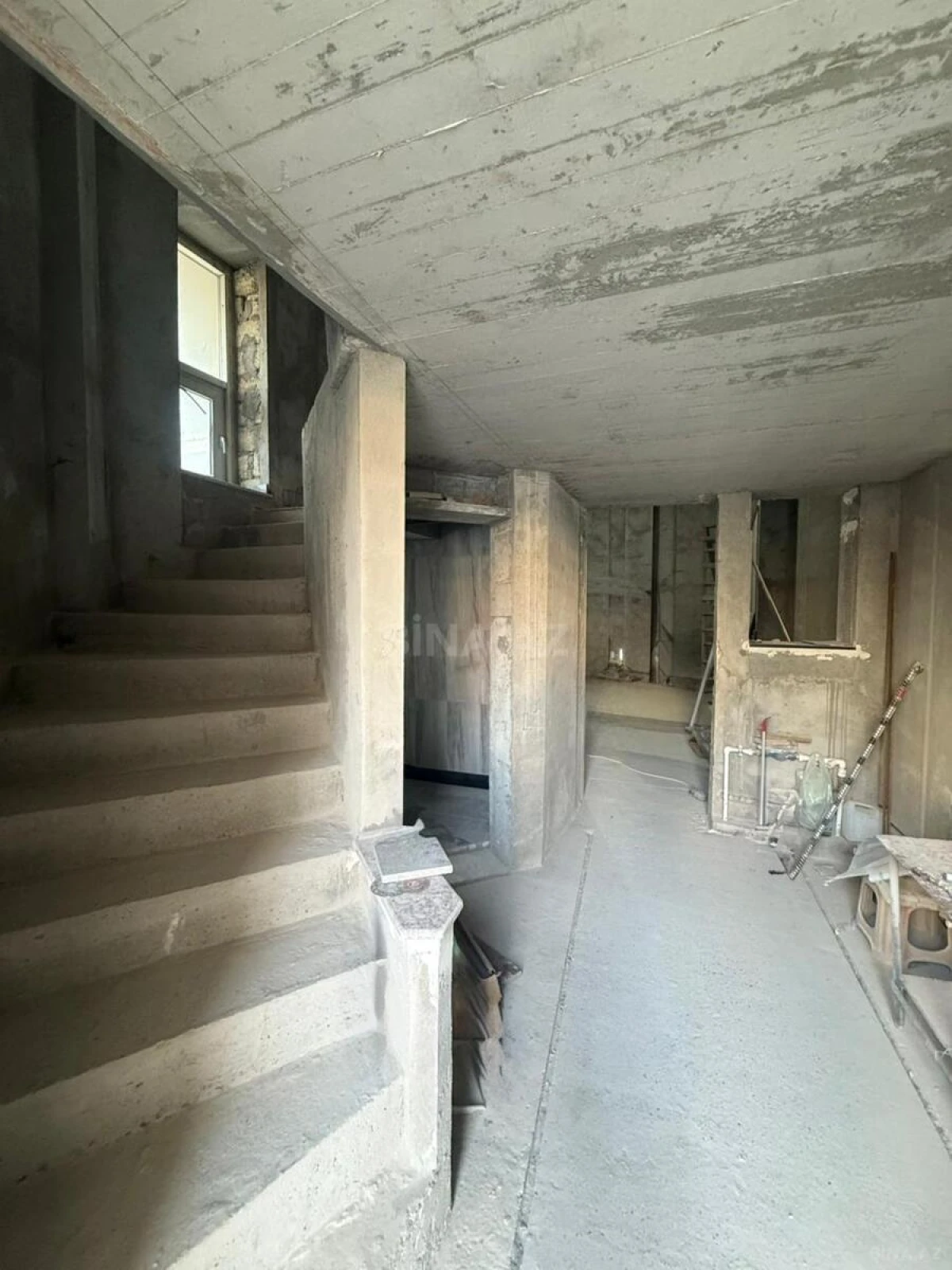 Satılır obyekt 108 m²