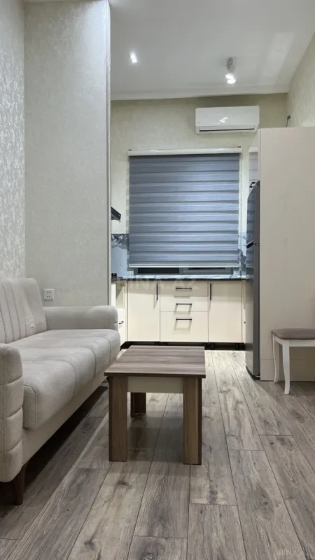 Kirayə verilir 2 otaqlı mənzil 50 m²