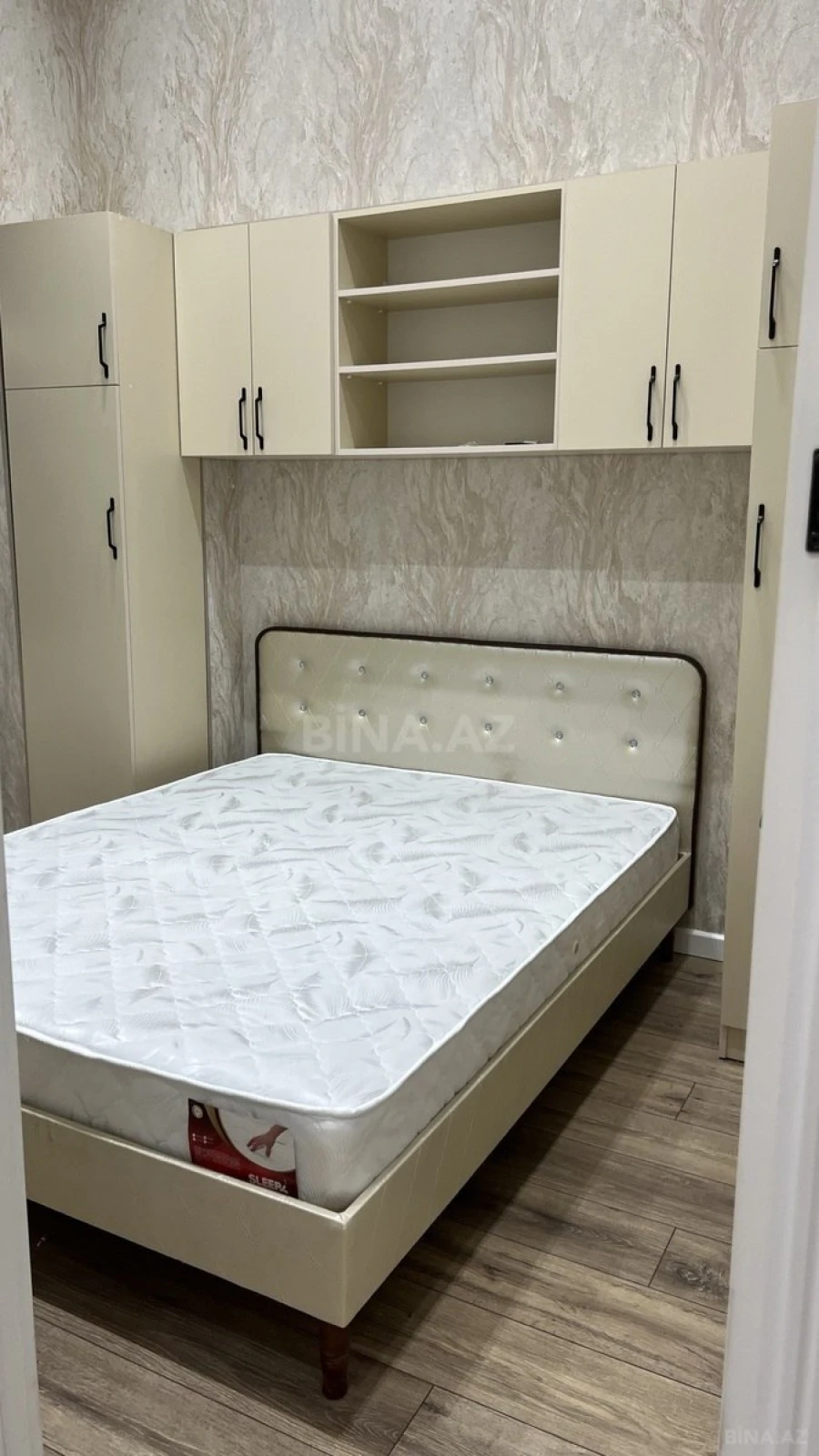 Kirayə verilir 2 otaqlı mənzil 50 m²