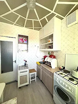 Kirayə verilir 2 otaqlı mənzil 50 m²