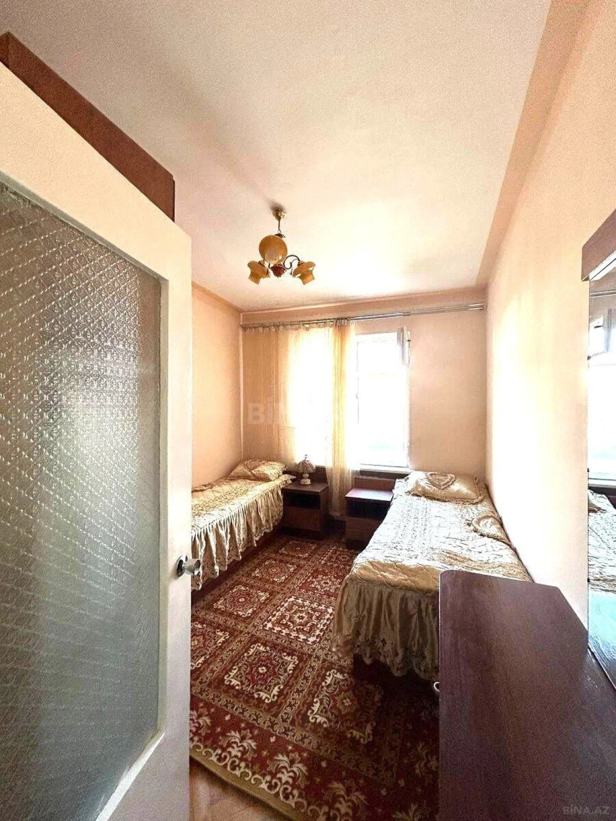 Kirayə verilir 2 otaqlı mənzil 50 m²