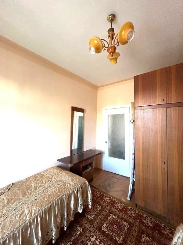 Kirayə verilir 2 otaqlı mənzil 50 m²
