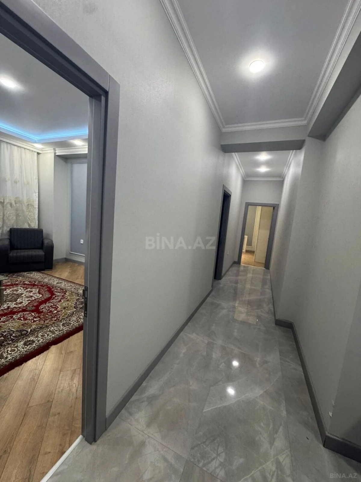 Kirayə verilir 2 otaqlı mənzil 90 m²
