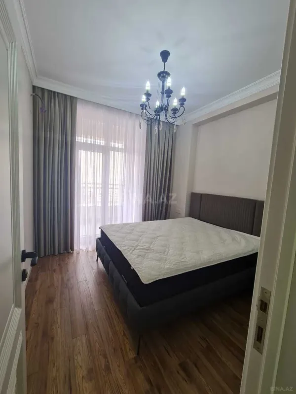 Kirayə verilir 2 otaqlı mənzil 60 m²