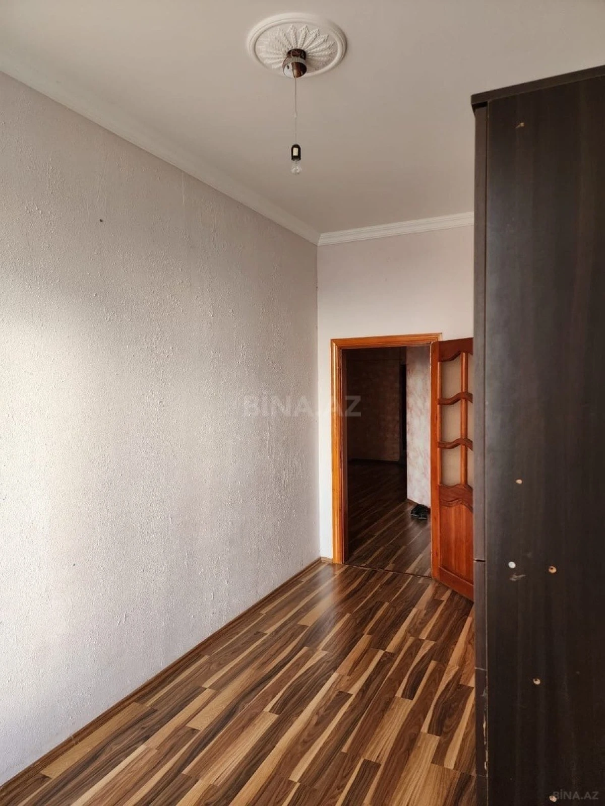 Kirayə verilir 2 otaqlı mənzil 75 m²