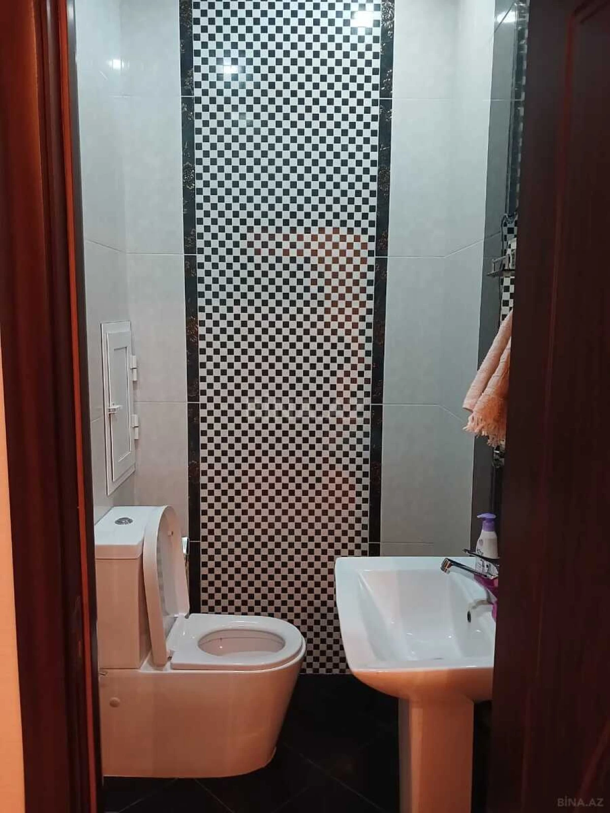 Satılır 3 otaqlı mənzil 133 m²