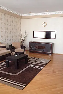 Kirayə verilir 2 otaqlı mənzil 110 m²