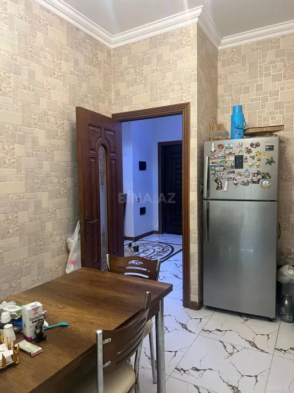 Satılır 3 otaqlı mənzil 107 m²