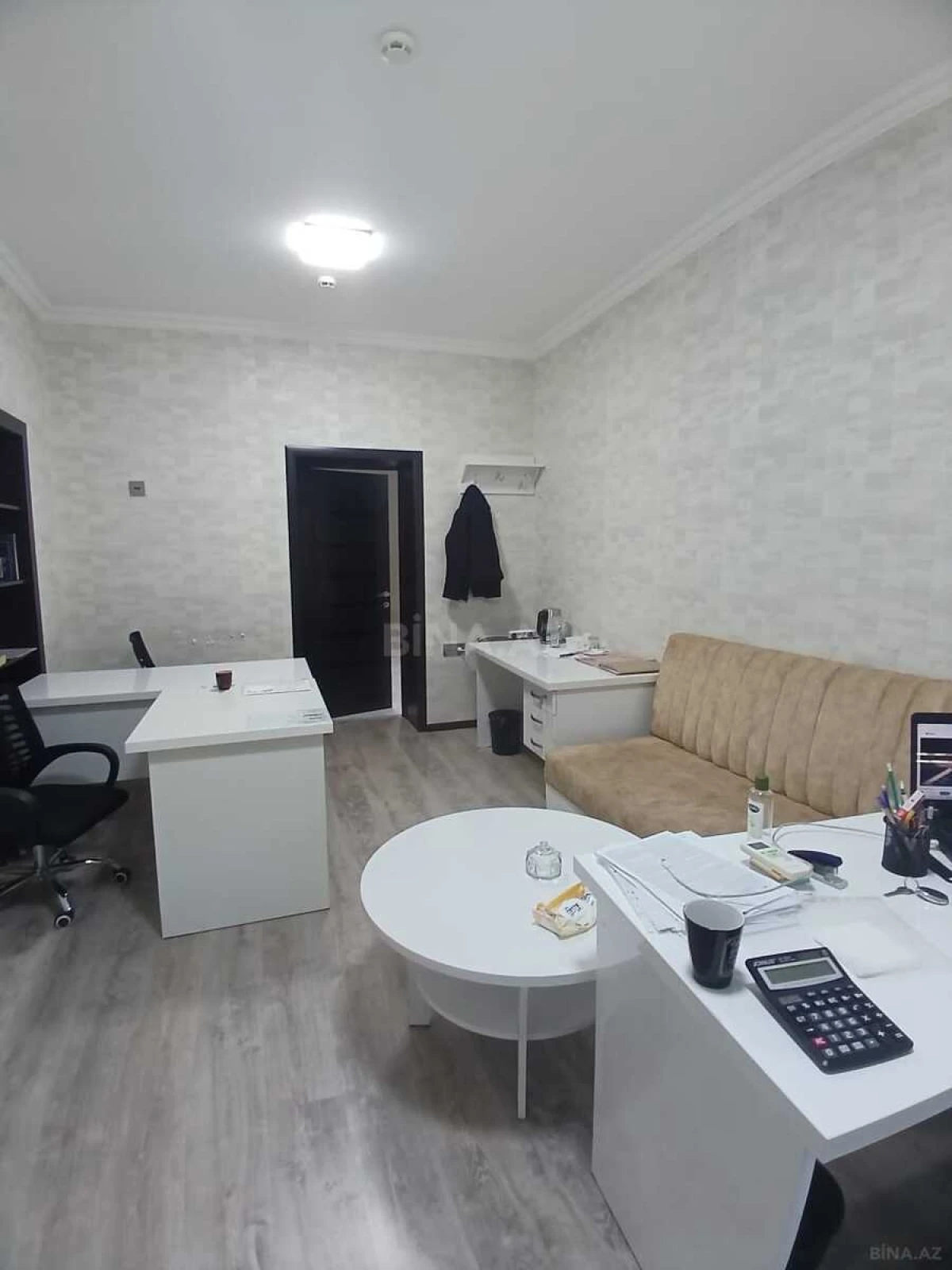 Kirayə verilir 1 otaqlı ofis 20 m²