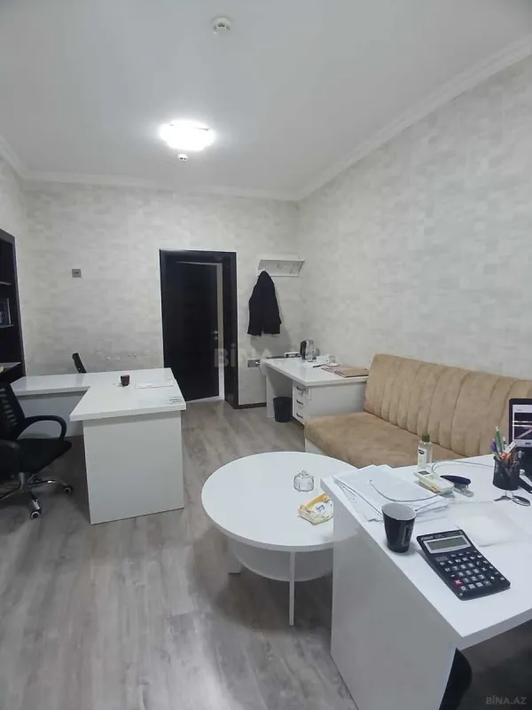 Kirayə verilir 1 otaqlı ofis 20 m²