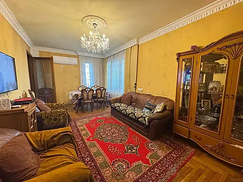 Satılır 3 otaqlı mənzil 70 m² — Bakı 3 otaq 70.00 m²