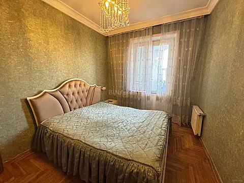 Satılır 3 otaqlı mənzil 70 m²
