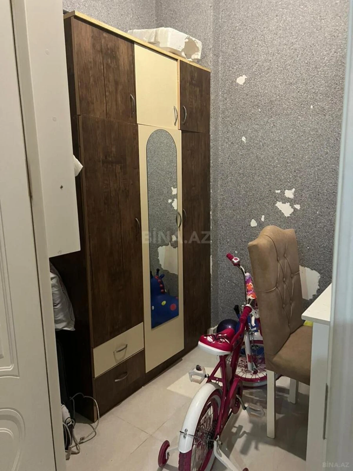 Kirayə verilir 1 otaqlı mənzil 85 m²