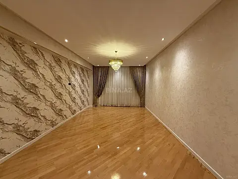 Satılır 3 otaqlı mənzil 140 m²