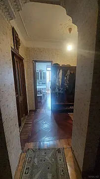 Satılır 4 otaqlı mənzil 100 m²