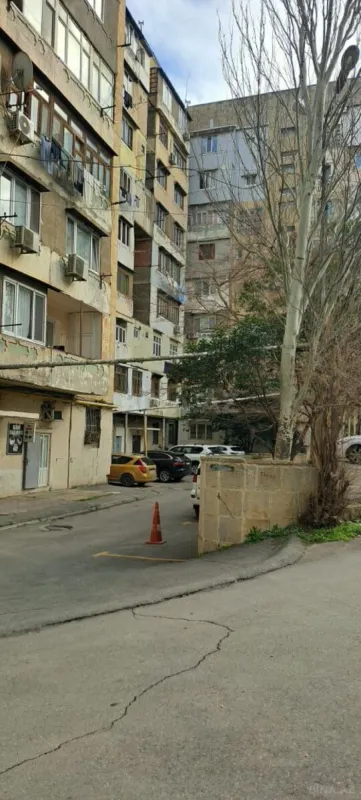 Satılır 4 otaqlı mənzil 100 m²