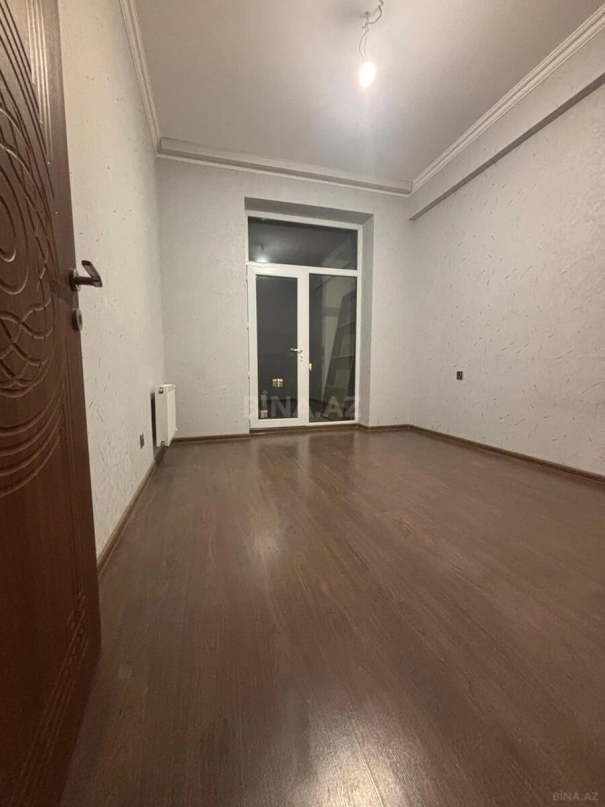 Satılır 4 otaqlı mənzil 110 m²