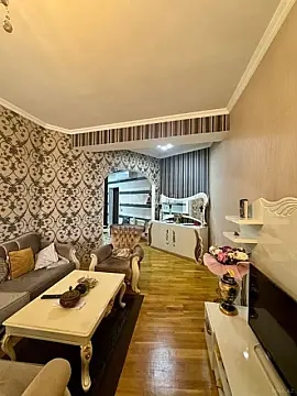 Satılır 3 otaqlı mənzil 140 m²