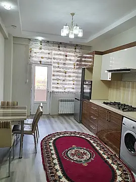 Satılır 3 otaqlı mənzil 125 m²