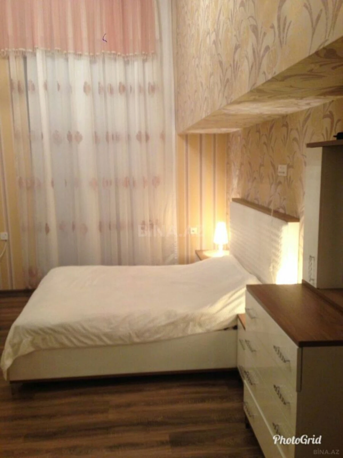 Kirayə verilir 2 otaqlı mənzil 60 m²