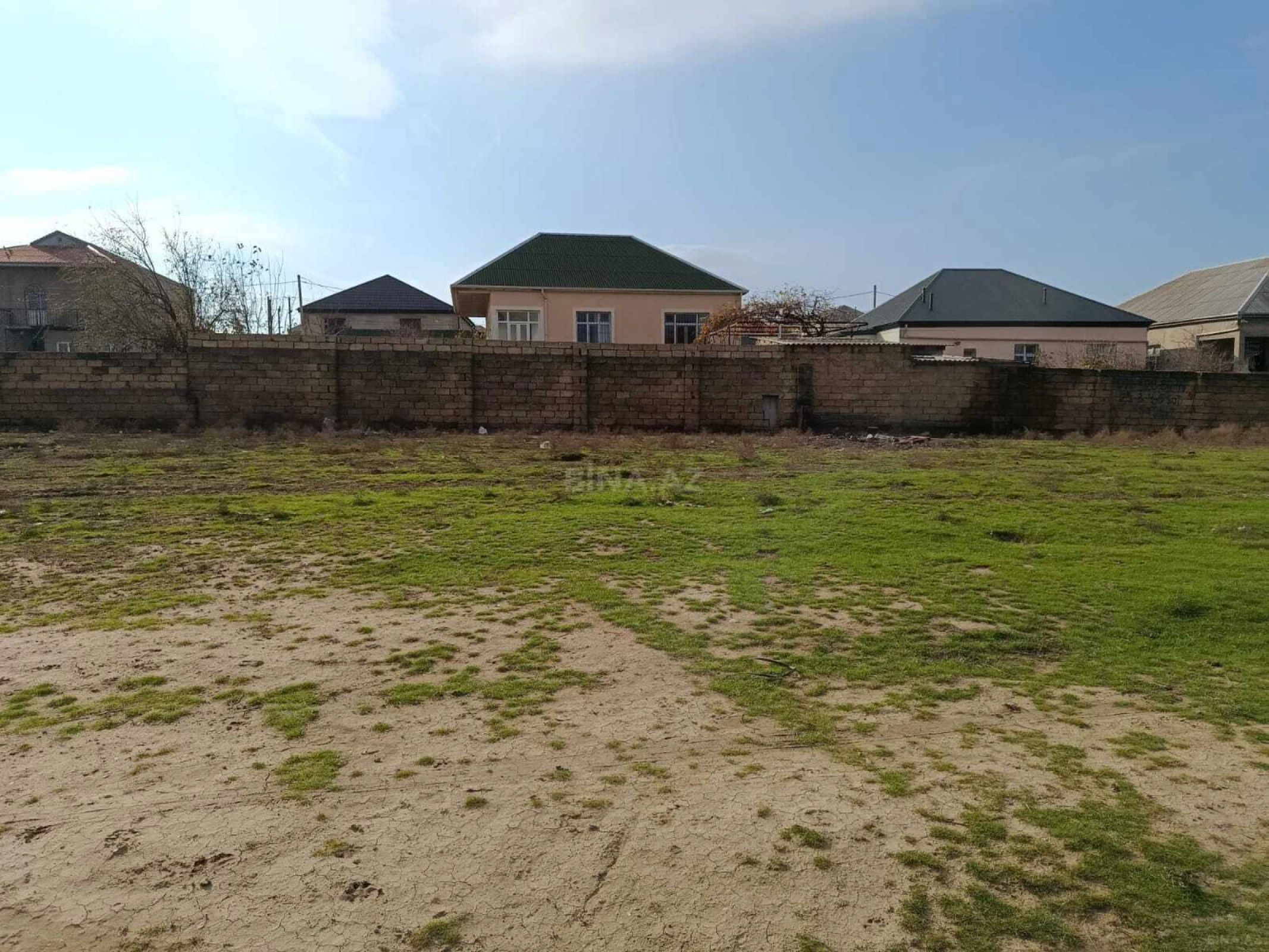 Satılır torpaq sahəsi 2.4 m²