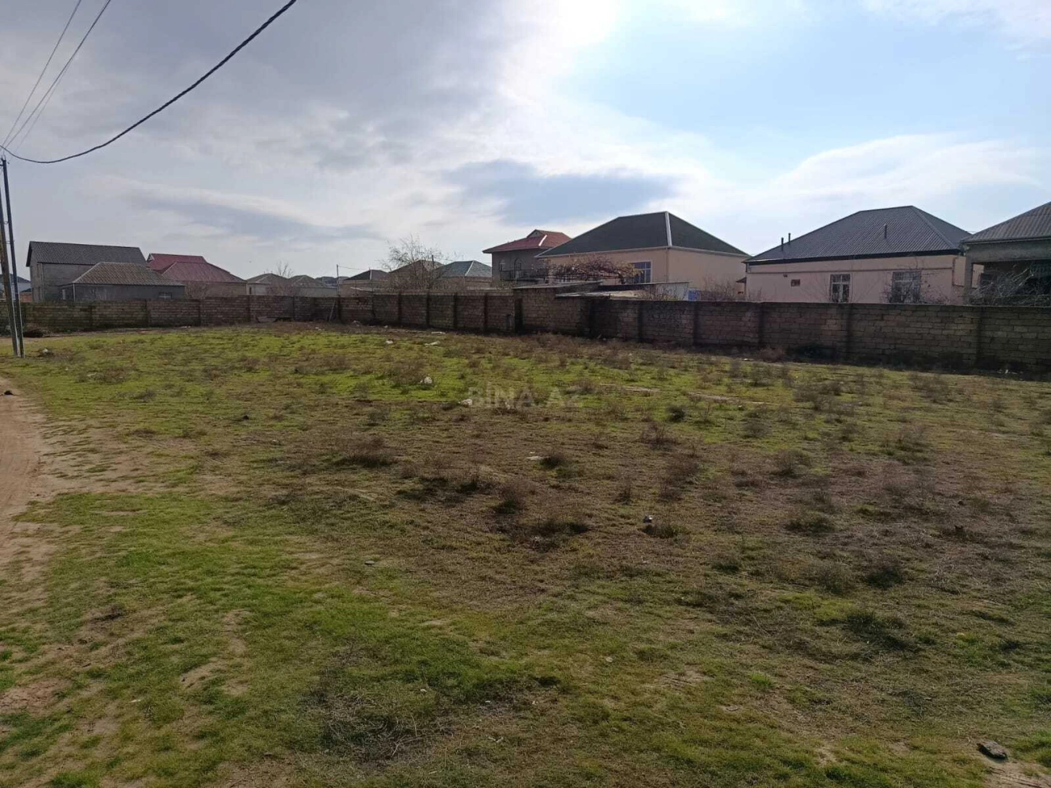 Satılır torpaq sahəsi 2.4 m²