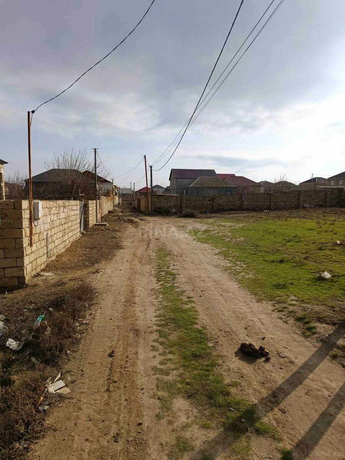 Satılır torpaq sahəsi 2.4 m²