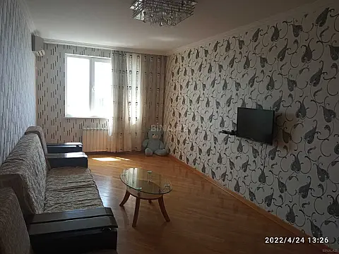 Kirayə verilir 2 otaqlı mənzil 105 m²