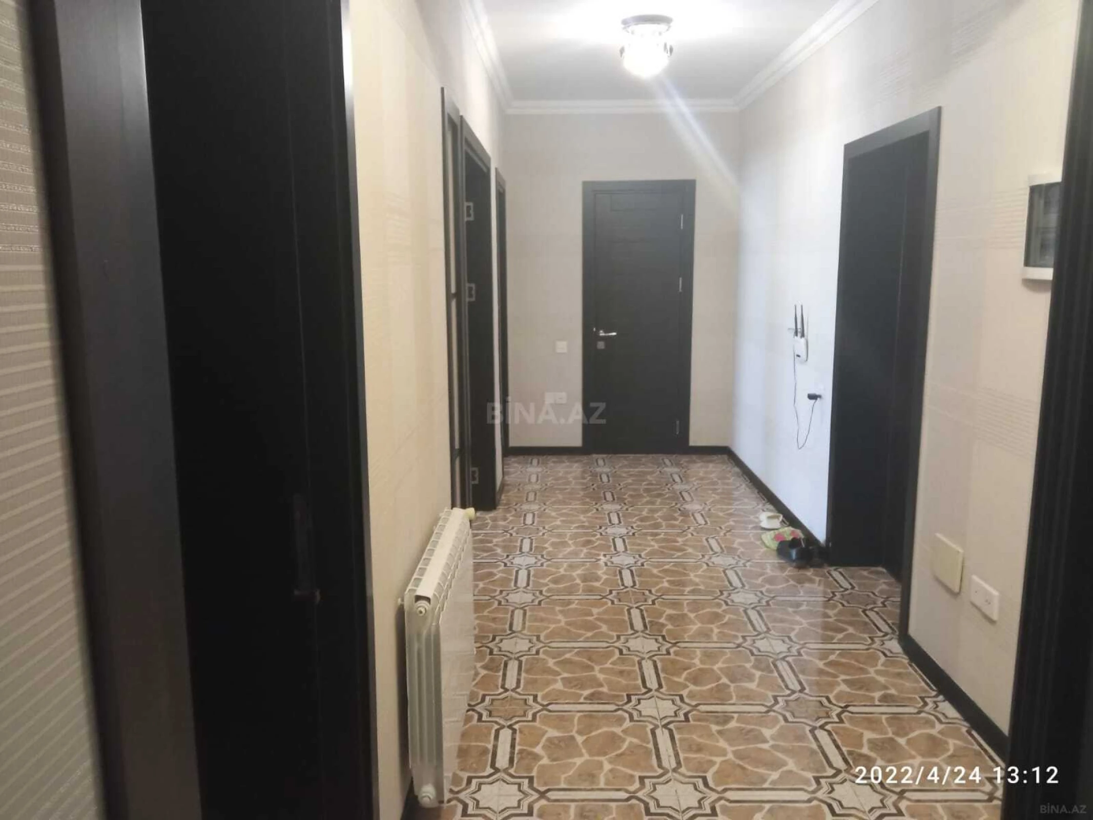 Kirayə verilir 2 otaqlı mənzil 105 m²