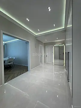 Kirayə verilir 3 otaqlı mənzil 140 m²