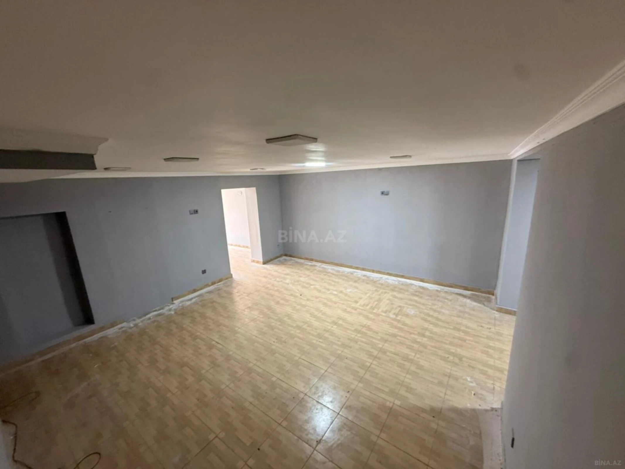 Kirayə verilir 3 otaqlı ofis 170 m²