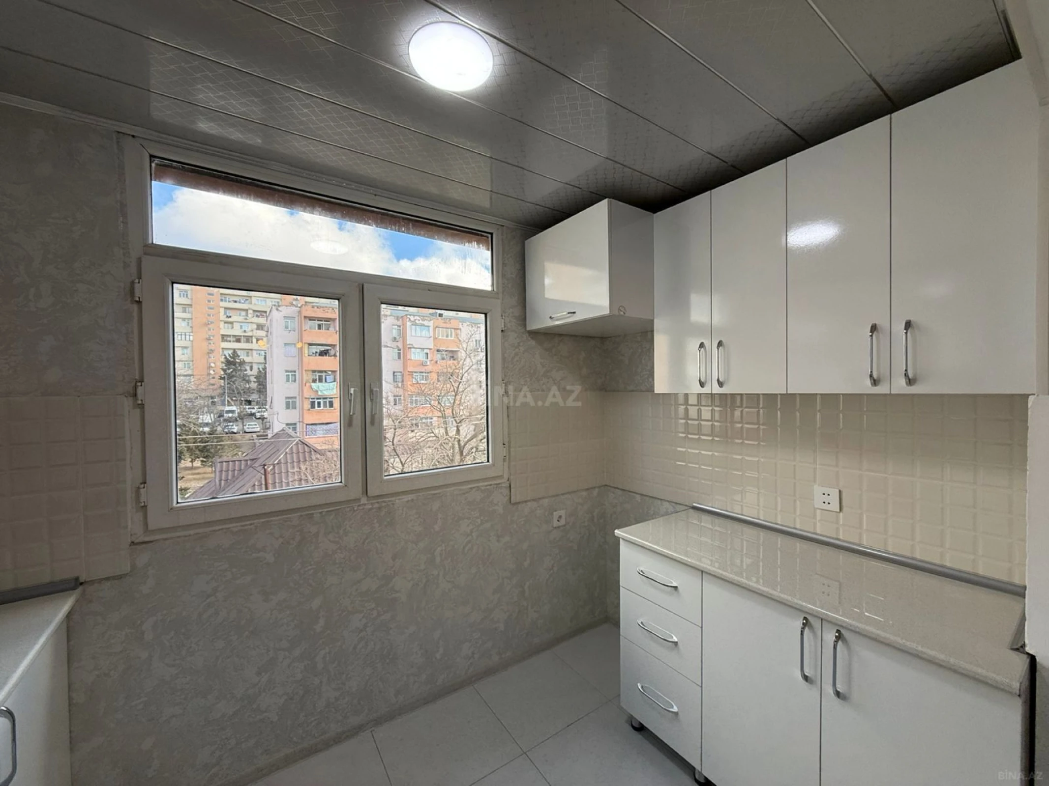 Satılır 2 otaqlı mənzil 36 m²