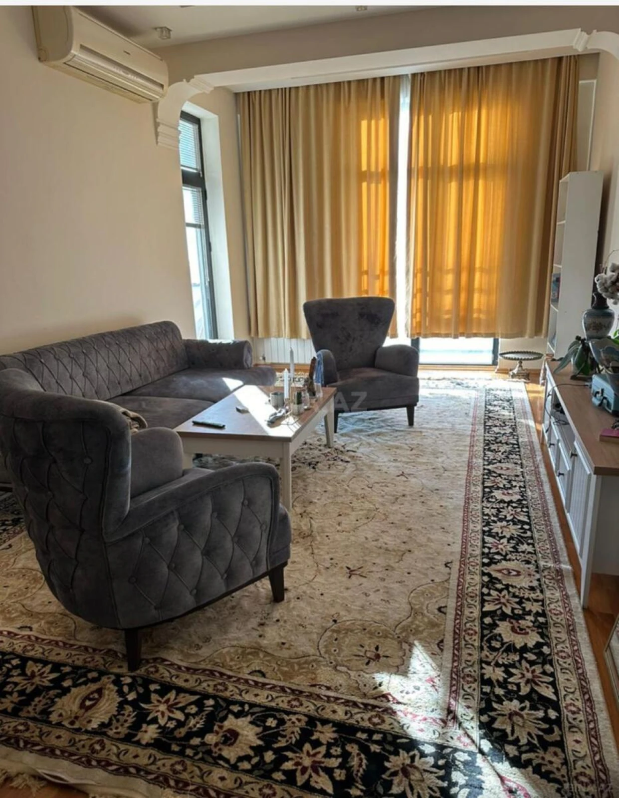 Satılır 3 otaqlı mənzil 120 m²