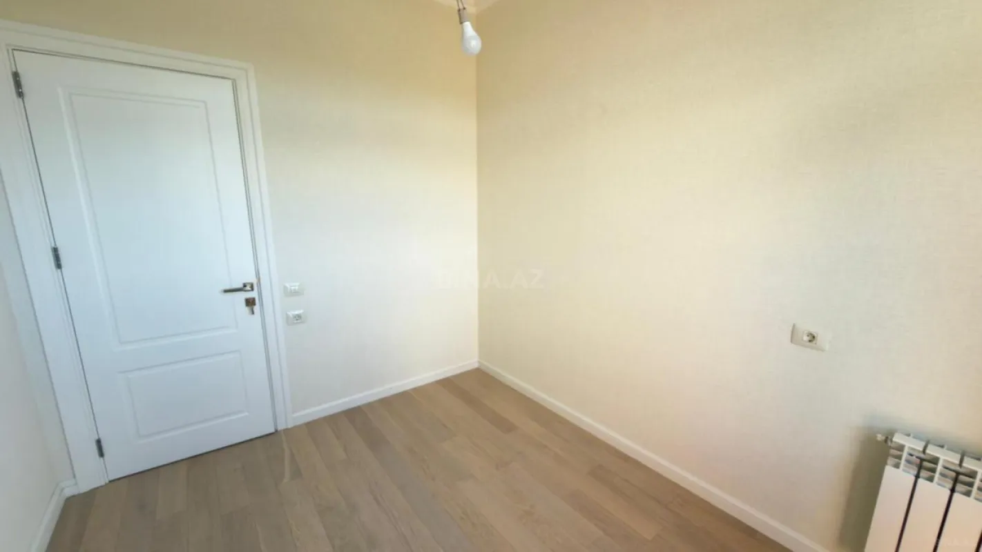 Satılır 3 otaqlı mənzil 83 m²